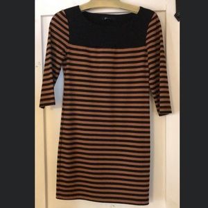 Forever 21 3/4 length sleeve dress